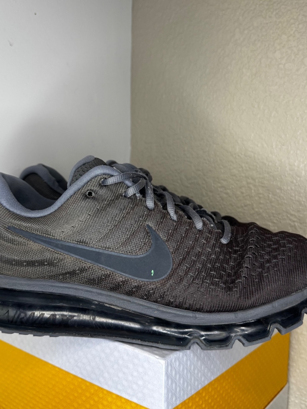 Nike Air Max 2017 Cool Grey Men’s Size 11 849559-008